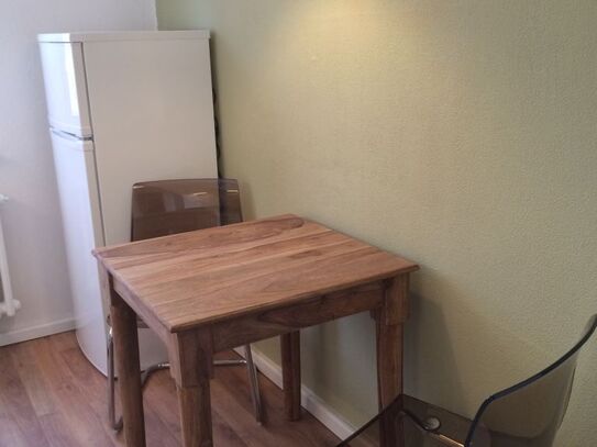 Modern and cosy flat in a quiet location with good transport links