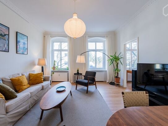 Stylish, comfortable bright altbau in the heart of Neukolln, Berlin - Amsterdam Apartments for Rent