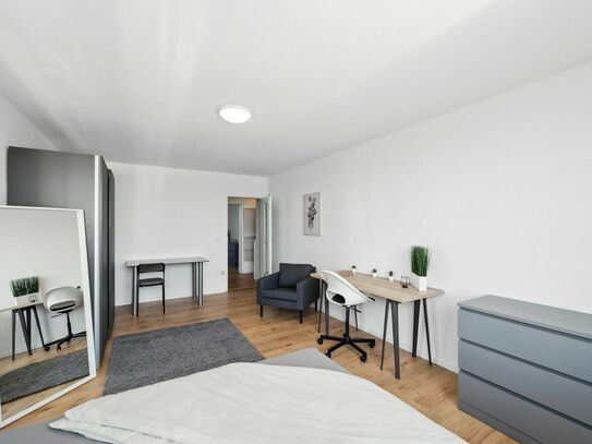 Neu modernisierte 2-Zimmer Wohnung in ruhiger zentraler Lage