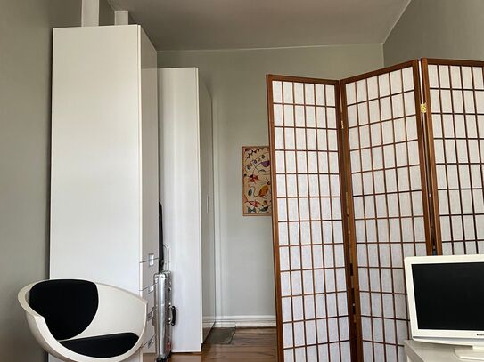 Helles Apartment mitten in Charlottenburg