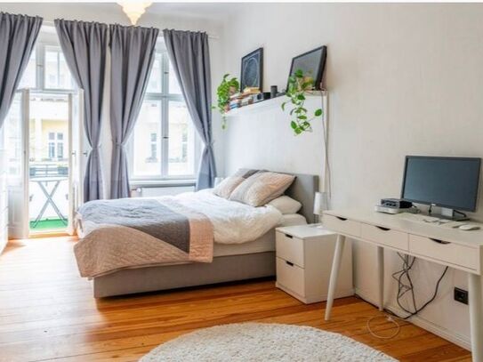 Stylish, Modern and Luxurious 3 Room Apartment -Top Location Schillerkiez, Berlin - Amsterdam Apartments for Rent