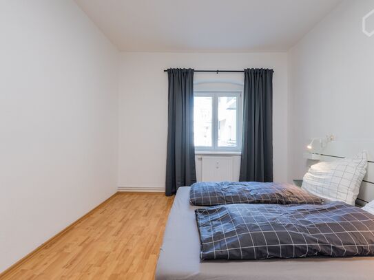 Liebevoll eingerichtetes und helles Studio Apartment in Prenzlauer Berg