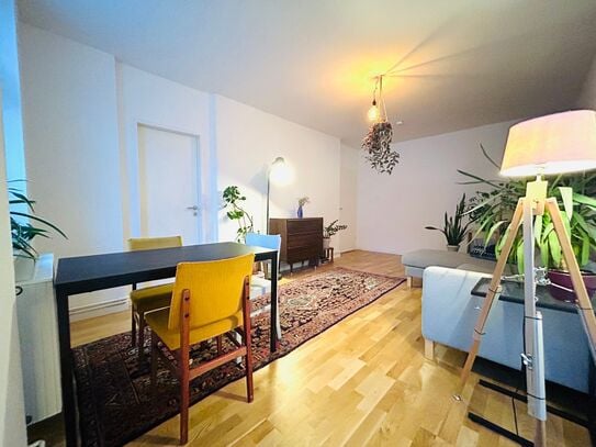 Beautiful 2-room flat in Friedrichshain (25.1.-9 .3.)