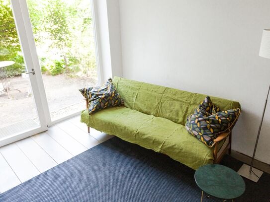 Green, quiet and cosy Apartment, close to UN, DHL, GIZ on the foot of Venusberg | 1