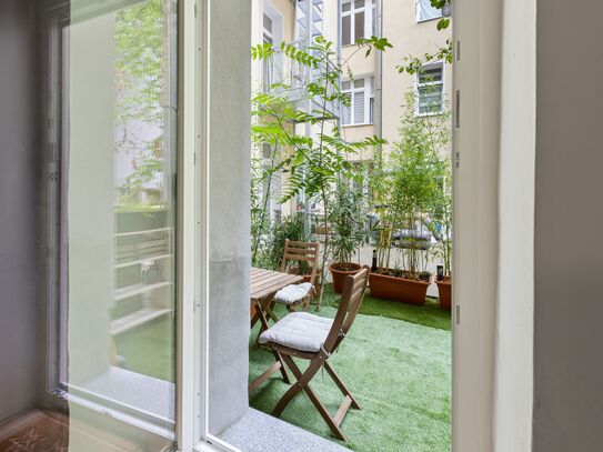 Berlinesque Terrace Apartment