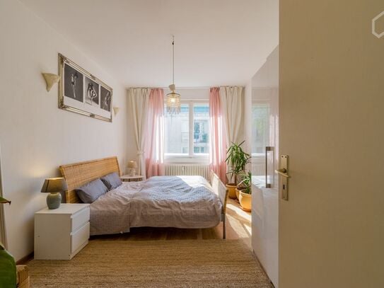 Bright and stylish apartment in the trendy district of Berlin-Neukölln, Berlin - Amsterdam Apartments for Rent