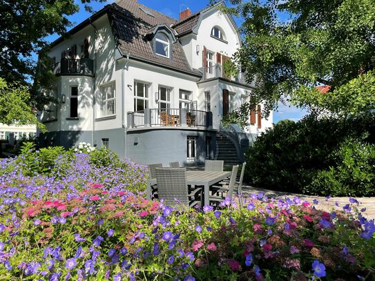 Charmante 1-Zimmer-Mansardenwohnung – Frisch renoviert und stilvoll möbliert