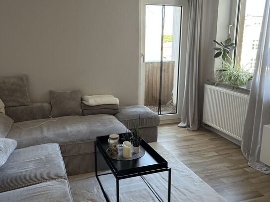 Liebevoll eingerichtete, großartige Wohnung auf Zeit in Düsseldorf