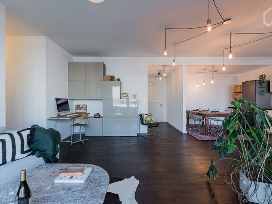 Modernes Loft mit Dachterrasse und Wasserblick