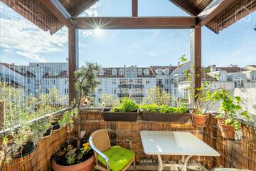 Ruhige Wohnung mit überdachten Balkon und Duplex Garagenstellplatz in Unterhaching