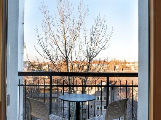 Wonderful Penthouse in the heart of Prenzlauer Berg with rooftop terrace & 3 bedrooms