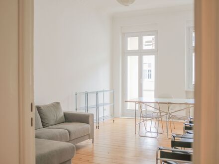Schicke 2-Zimmer Wohnung mit 2 Balkonen in Prenzlauer Berg | Neat & gorgeous 2-bed Apartment with 2 Balconies in Prenzl…