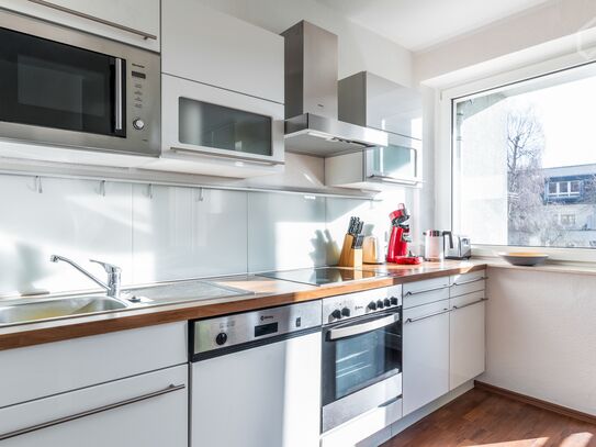 Modern furnished apartment in Essen-Rüttenscheid with balcony