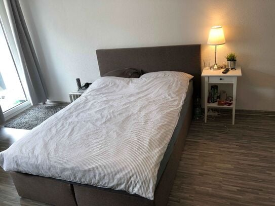 SHARED FLAT: Neat & cute loft in popular area