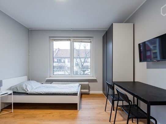 Renovated and clean apartment in Grunewald (Berlin)