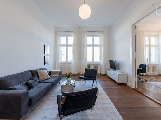 Charming, very bright, historic apartment in Tiergarten/Moabit, Berlin