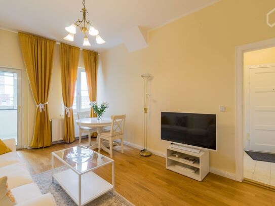 Comfort and elegance: exquisite appartment with direct access to Alexanderplatz, Berlin - Amsterdam Apartments for Rent