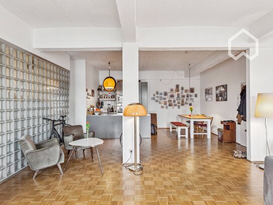 Wunderschönes Loft mit großem Sonnenbalkon in Ehrenfeld