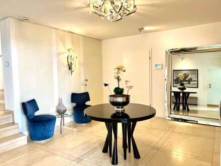 *** Luxus Villa mit Blick auf den Rhein- Vermietung auf Zeit*** | *** Luxury villa overlooking the Rhine- temporary ren…