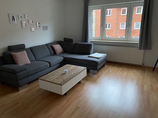 Appartement - Sehr ruhige Lage - Bahnhof fußläufig zu erreichen, Kiel - Amsterdam Apartments for Rent