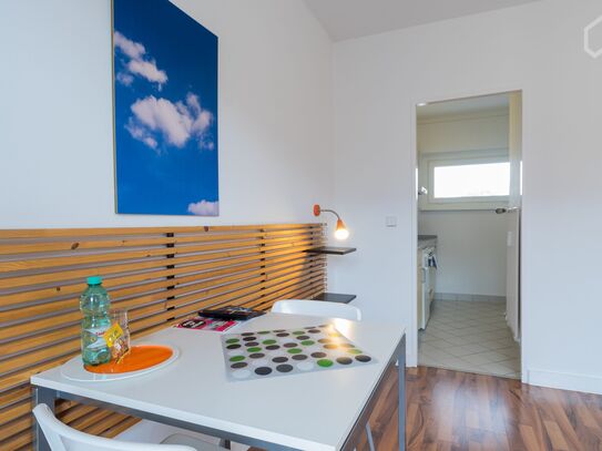 Modern & wonderful suite in Schöneberg