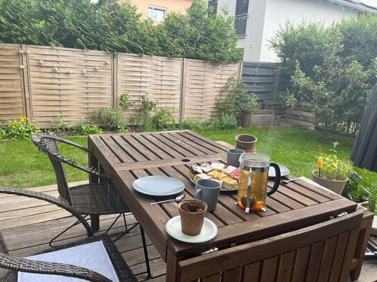 Charming and bright flat in the vicinity of Frankfurt with garden