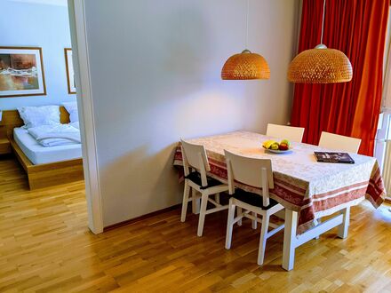Charmante, stilvolle Wohnung auf Zeit im Herzen von Stuttgart | Charming, stylish temporary apartment in the heart of S…