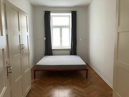 Top renovierte Altbauwohnung im Glockenbachviertel - direkt am Holzplatz | Top newly renovated flat in the Glockenbach…
