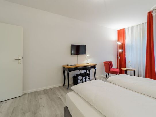 Superior Studios-Apartments in a quiet central location near Kurfürstendamm (Category XL), Berlin - Amsterdam Apartment…