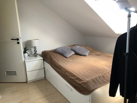 Cosy apartment ~ 12min to city centre