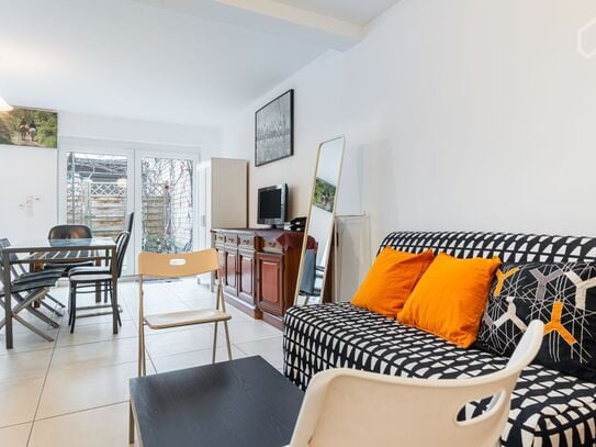 Terrace apartment in hipster area of Cologne Ehrenfeld for up to 5 guests, Koln - Amsterdam Apartments for Rent