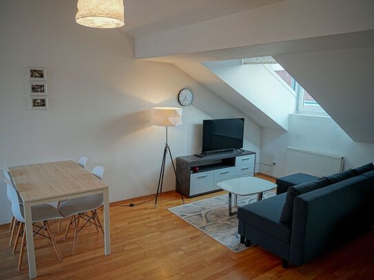 Sonniges Apartment mit Terrasse, 15min ins Zentrum