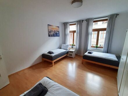 Gemütliche *2BR* Wohnung mit WiFi | Cosy *2BR* Apartment with WiFi