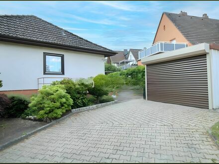 + Schöner Garten und Terrasse + Garage und Freistellplatz