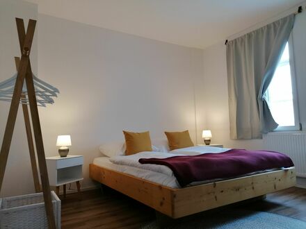 Wunderschöne 2 Zimmer Wohnung Zentral | ENTERLIVINGHOMES Premium Home!