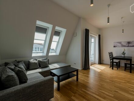Dachgeschosswohnung modern ausgestattet | Rooftop apartment modernly equipped