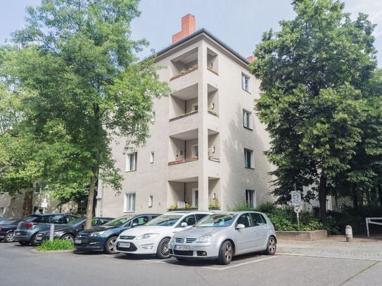 Amazing apartment in quiet street