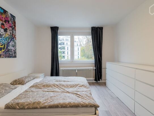 Beautiful and spacious apartment with balcony (Wilmersdorf), Berlin - Amsterdam Apartments for Rent