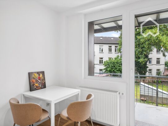 Co-Living: Fantastic and new flat with balcony close to Alster