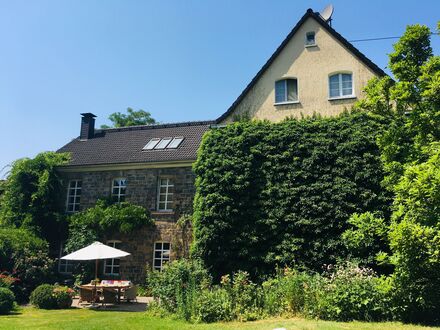 Dachgeschosswohnung in der Alten Schule | Appartment in the old scool