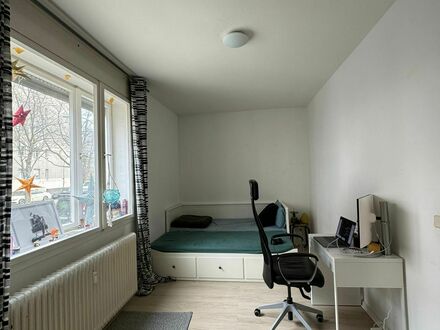 Liebevoll eingerichtete, helle Wohnung auf Zeit mitten in Tempelhof