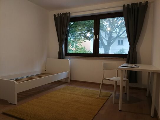 Großes WG-Zimmer zu vermieten ++Nähe Eichtalpark ++ HH Wandsbek / Marienthal