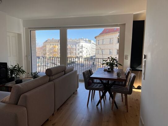 Bright and Stylish 2-Bedroom Apartment with Stunning City Views, Berlin - Amsterdam Apartments for Rent