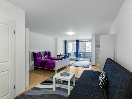 Stilvolles, großartiges Apartment in Köln mit Balkon