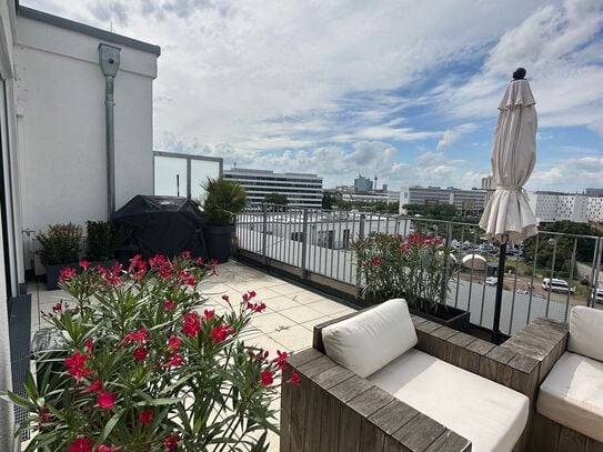 Luxurious penthouse with view over the roofs of Düsseldorf