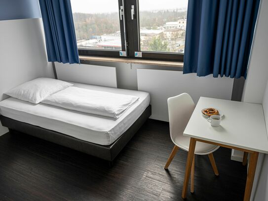 Helles, voll ausgestattetes Komfort Apartment in München/ Moosach