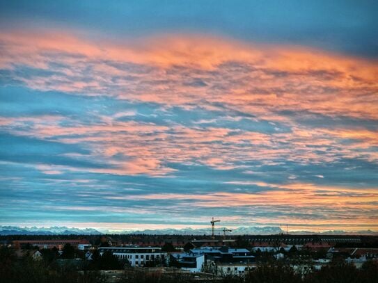 Charming studio with balcony & great views over Munich/Alps