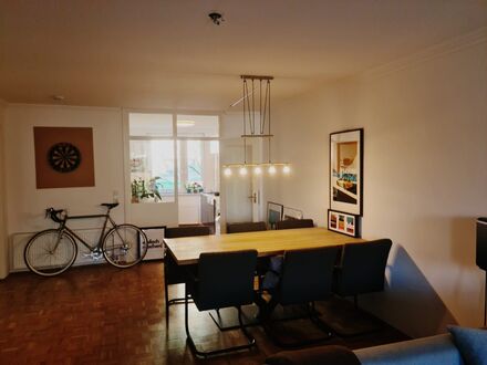 modernes, gut ausgestattetes Apartment in zentraler Lage mit TG | Charming apartment - great view!