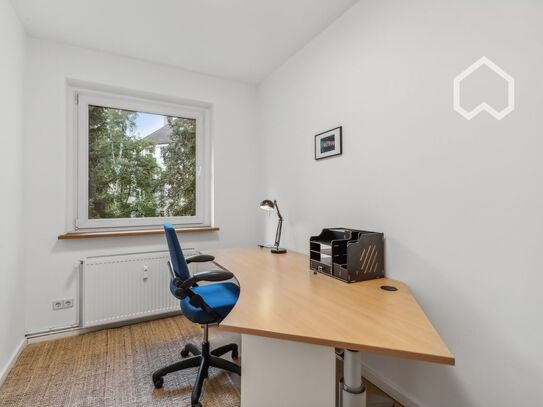 Perfect apartment for young professionals in Berlin, Steglitz, Berlin - Amsterdam Apartments for Rent