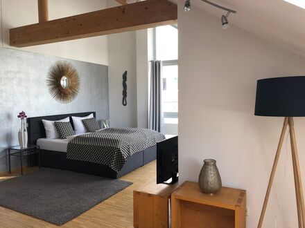 Modernes, feinstes Studio Apartment im Herzen von München | Gorgeous, bright suite in München